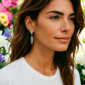 Pavé crystal silver tone drop earrings, post backing 
🩶🩶